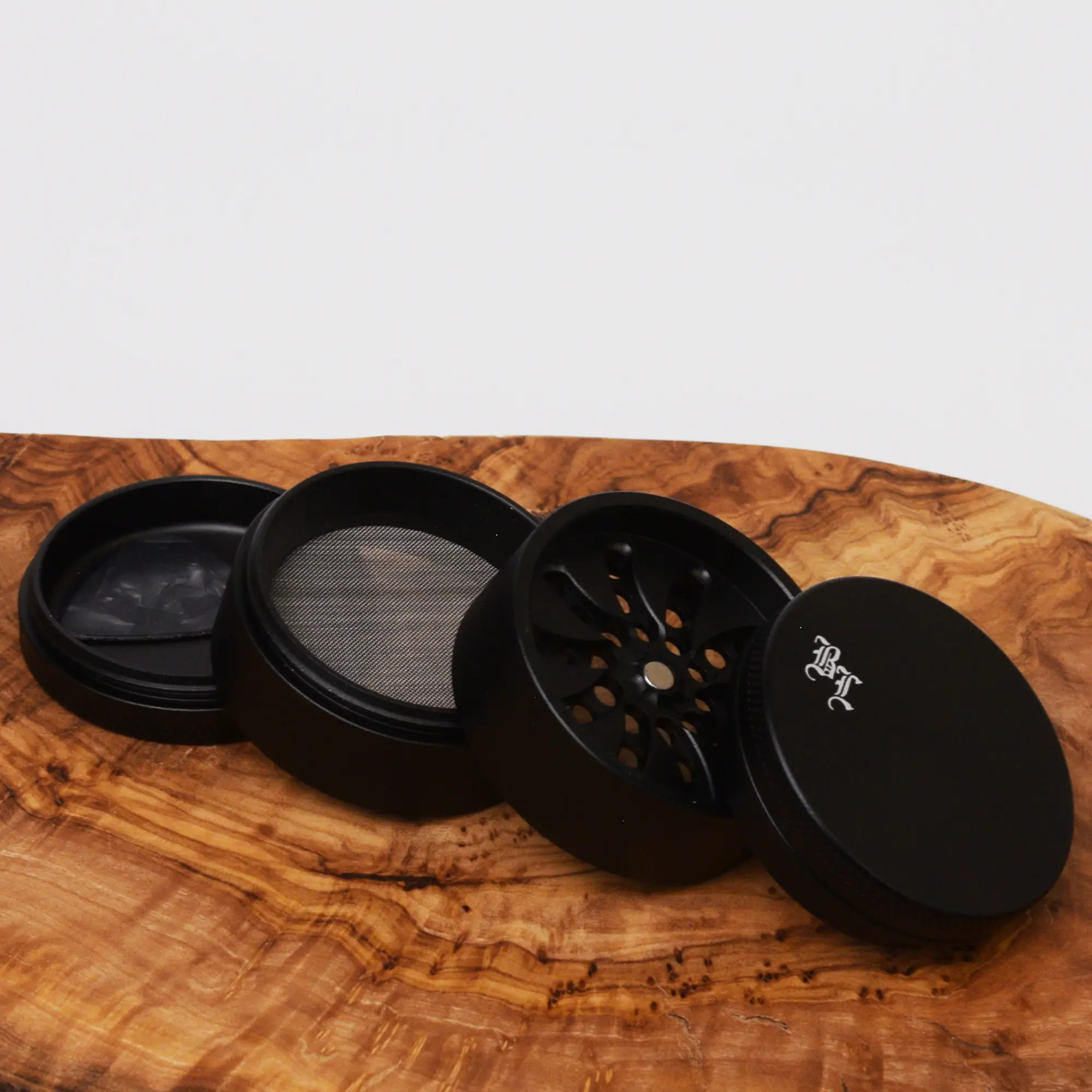 Black Leaf Masher Grinder Schwarz - 53 mm