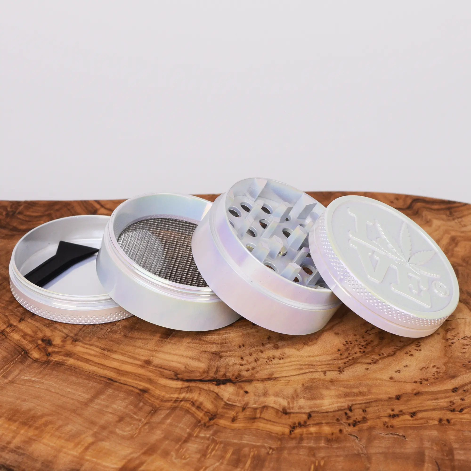 Icy Pearl White Rainbow "LOVE" Grinder - 50mm