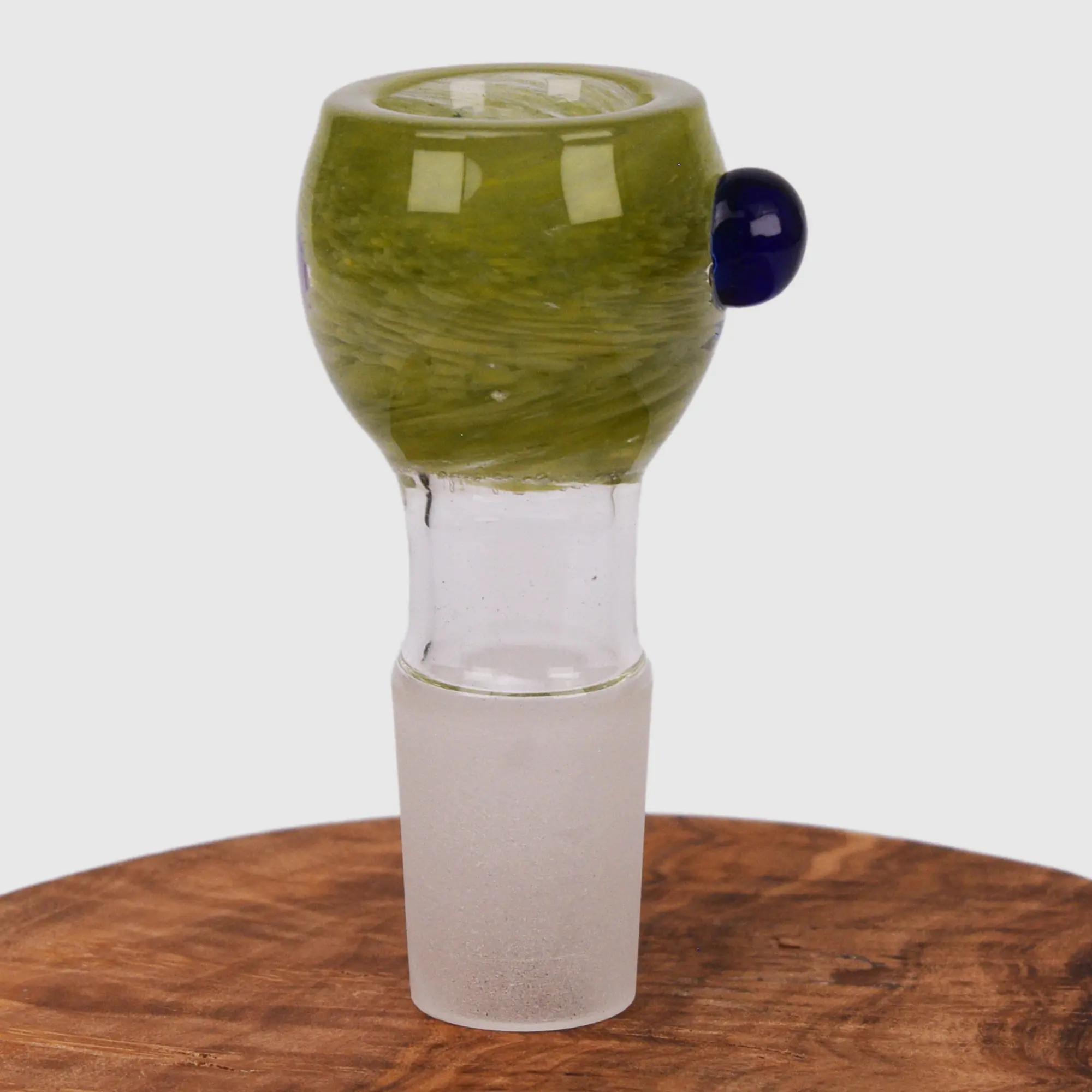 Bong Kopf rund aus Glas grün mit 18,8 mm Schliff Frontansicht