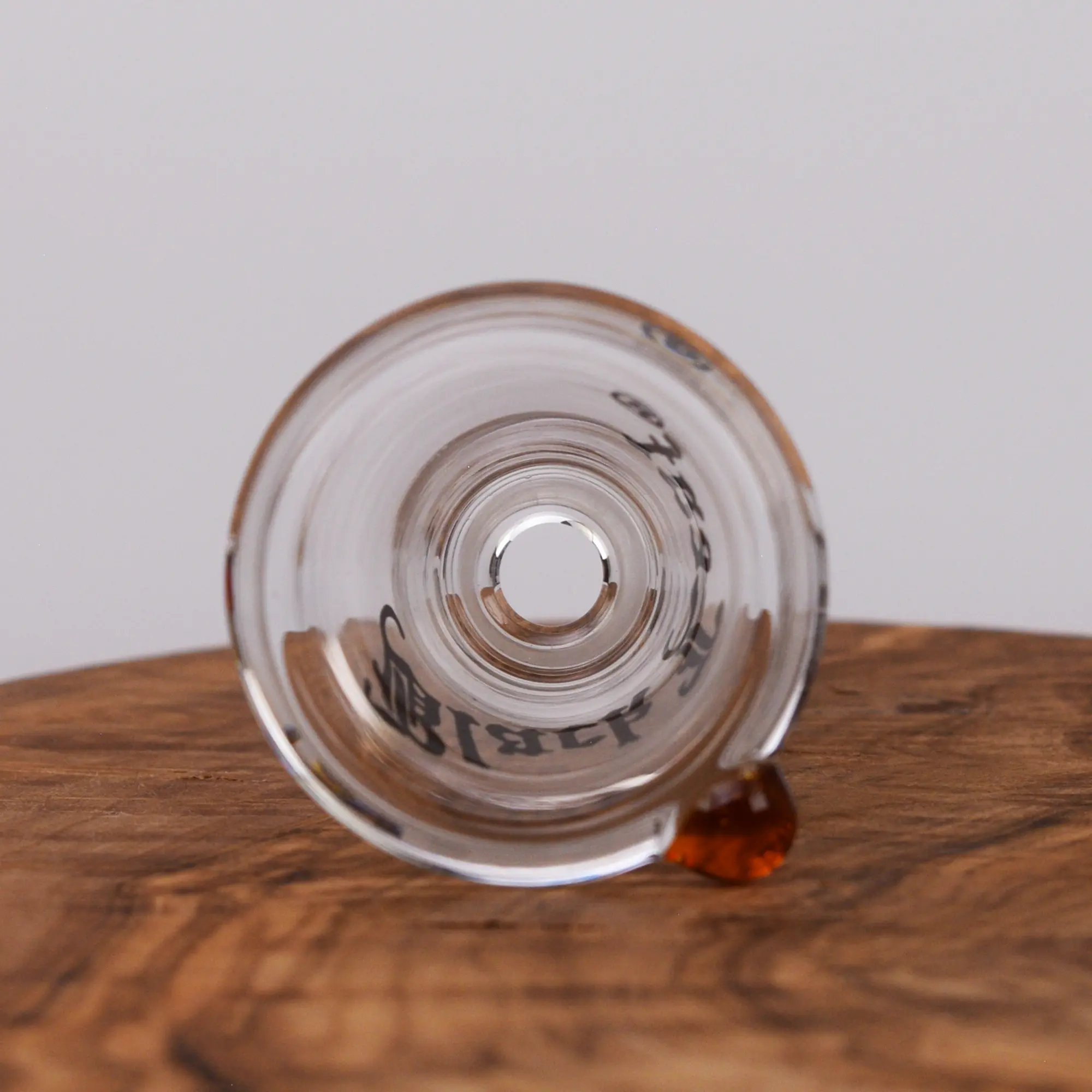 Black Leaf Bong Kopf Cone konisch aus Glas Draufsicht