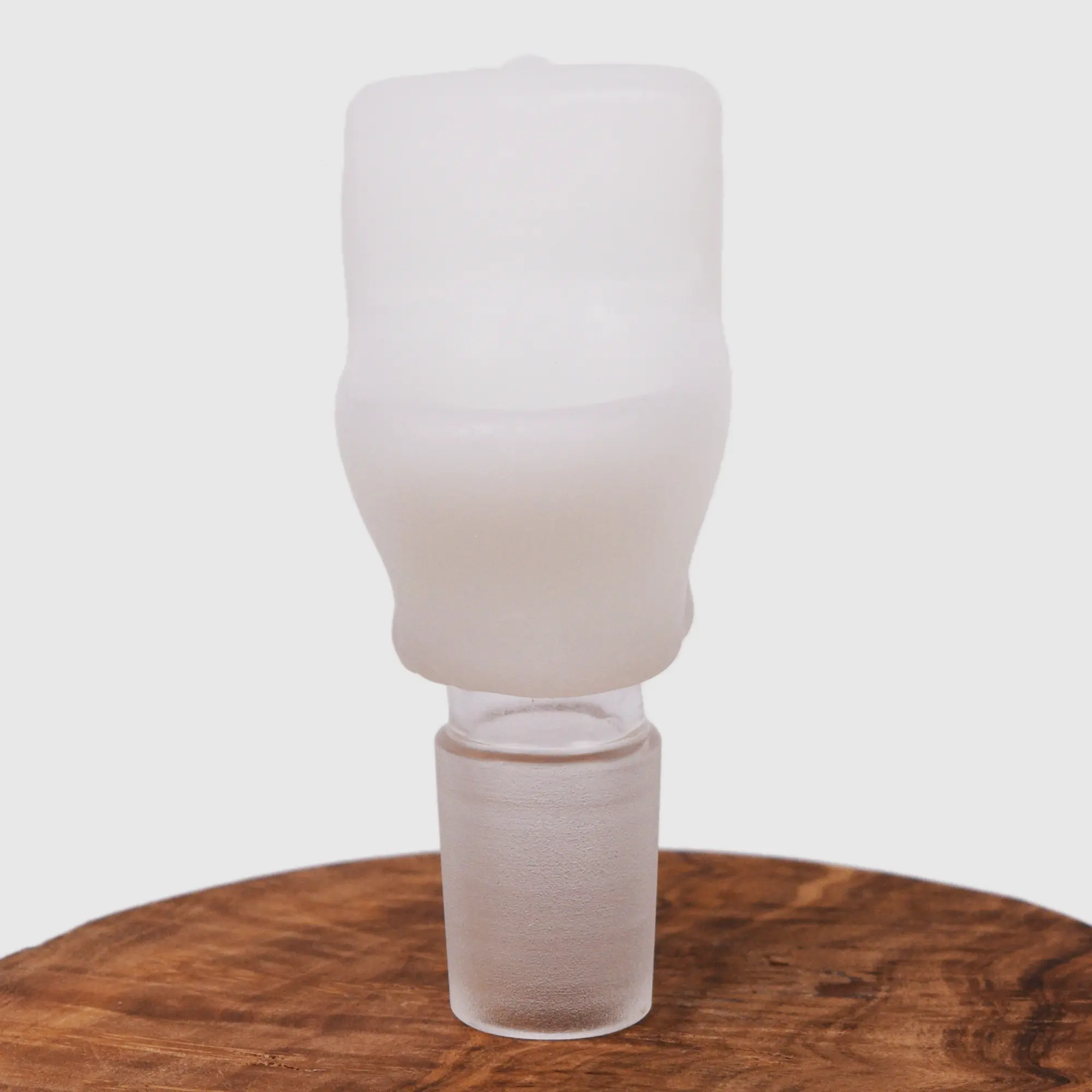 Bong Kopf Toilette aus Glas mit 18,8 mm Schliff Frontansicht