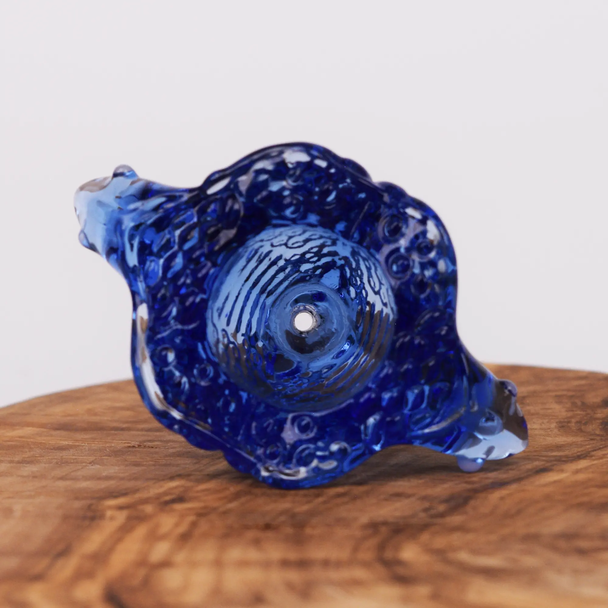 Bong Kopf Snake aus Borosilikatglas blau mit 18,8 mm Schliff Draufsicht