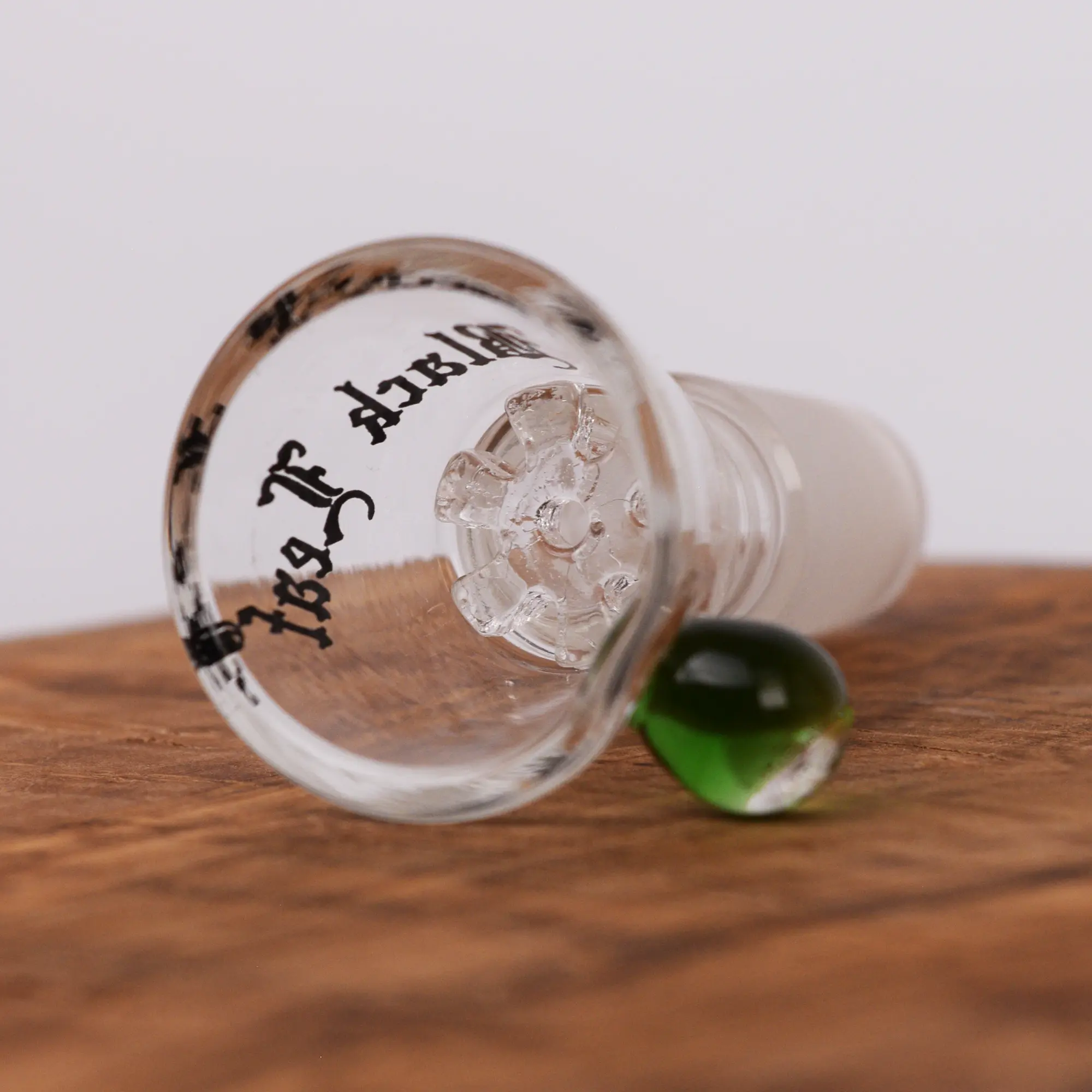 Black Leaf Bong Kopf mit Sieb - NS 14 & 19