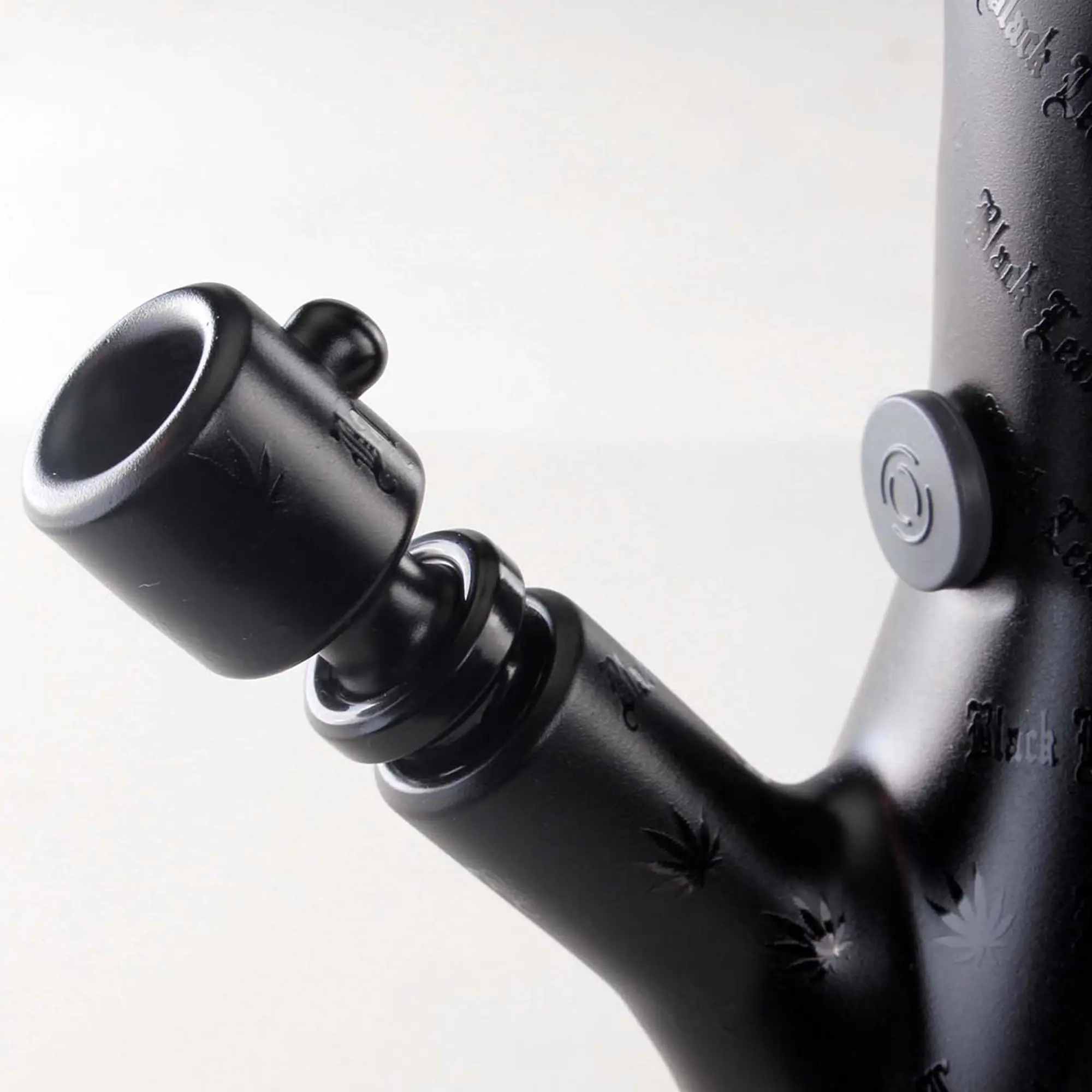 Black Leaf Kolben Bong Matt Schwarz - 35cm