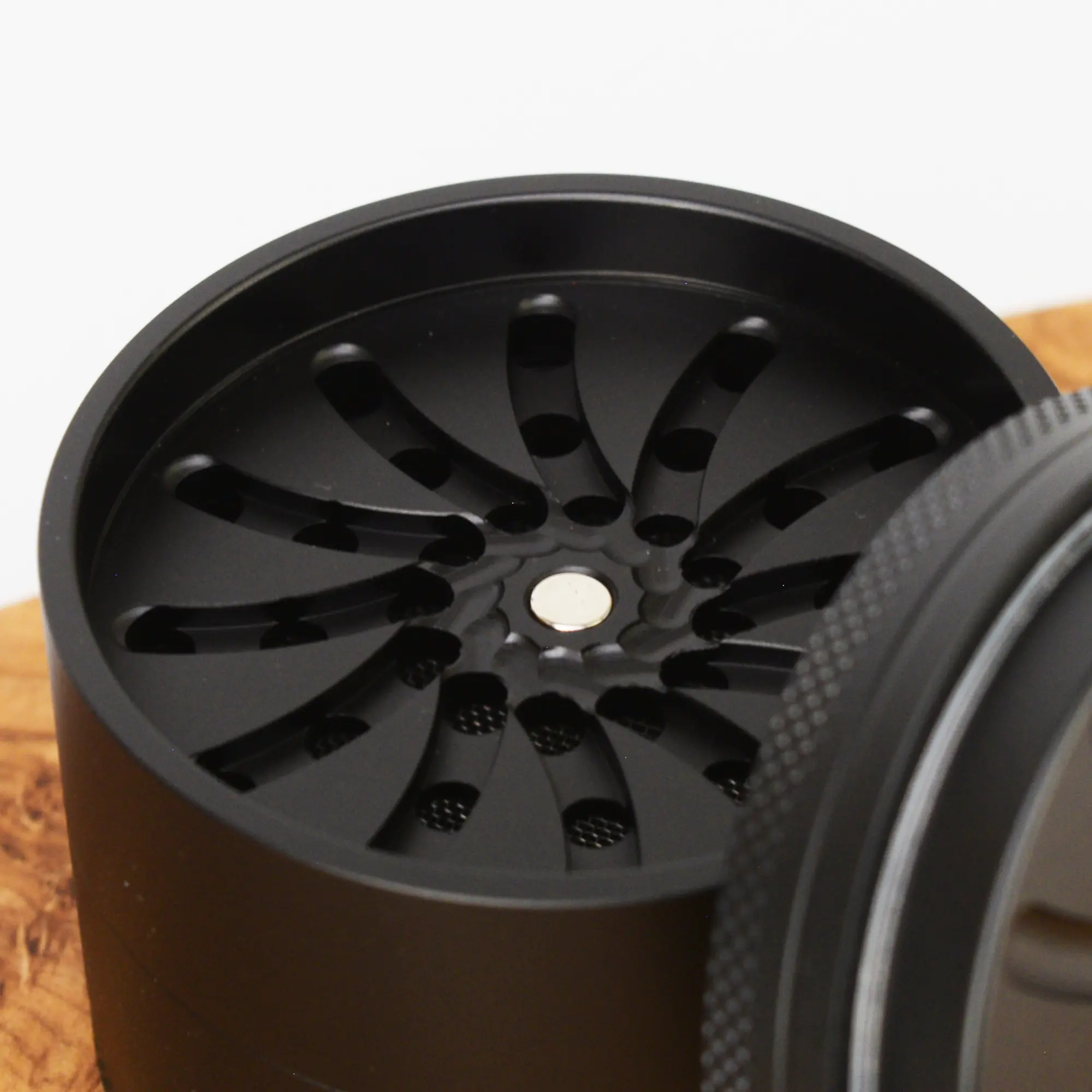 Masher Aluminium Grinder - 57mm