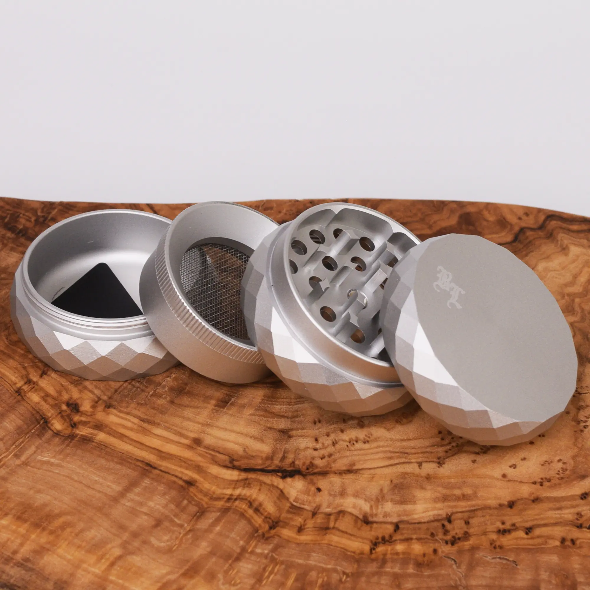 Black Leaf Poly Grinder Silber - 52mm