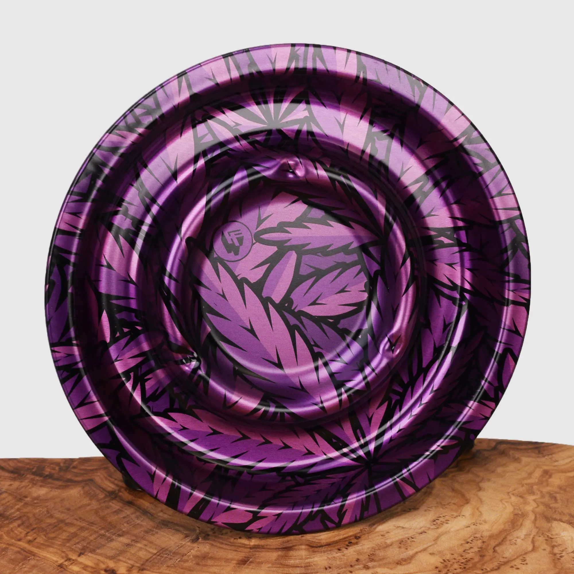 Purple Leaves Coffeshop Aschenbecher