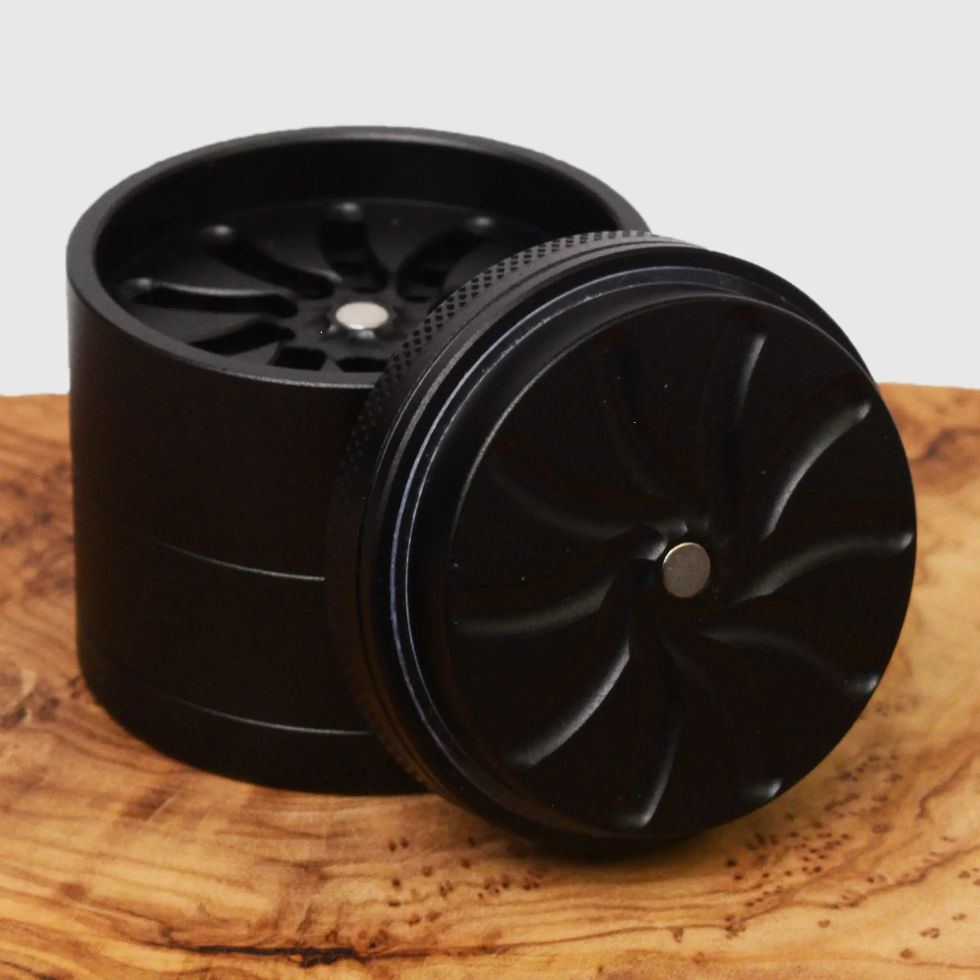 Black Leaf Masher Grinder Schwarz - 53 mm