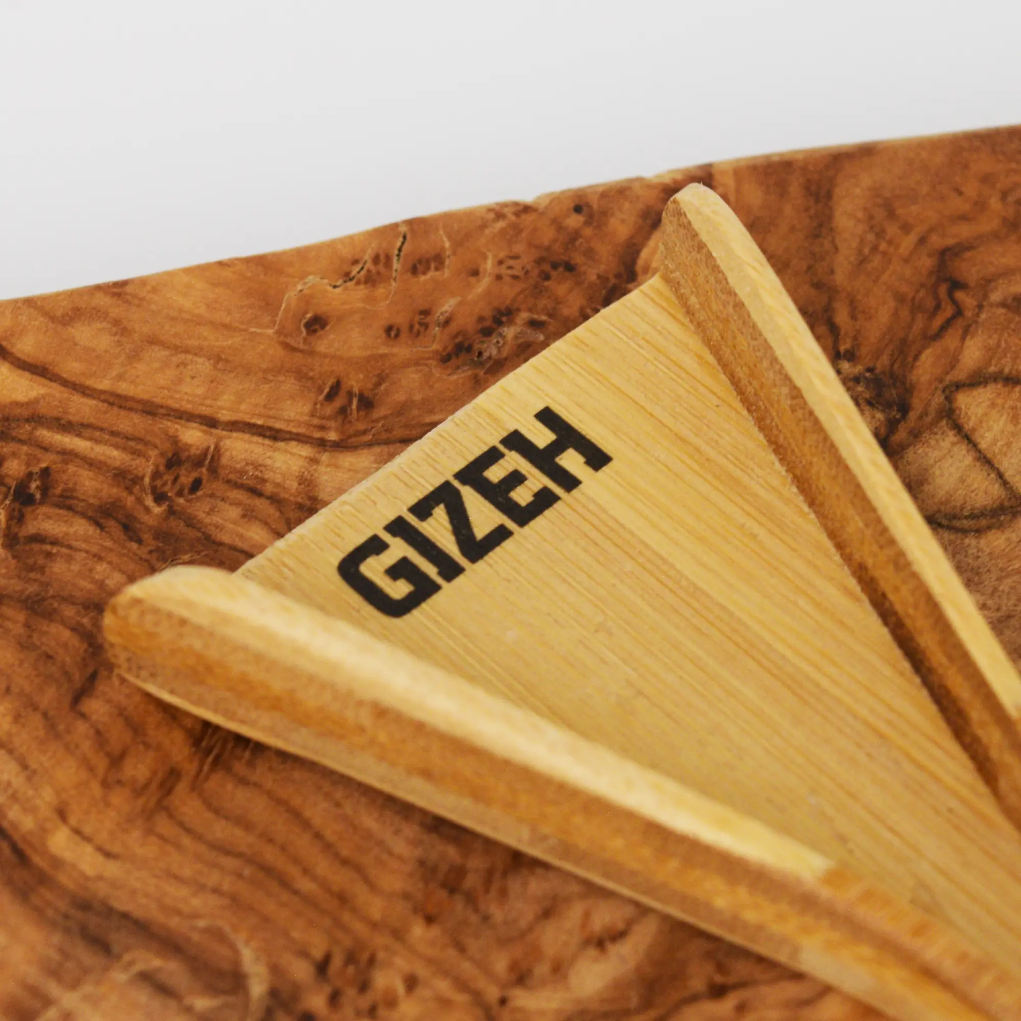 GIZEH Holz Cone Befüller